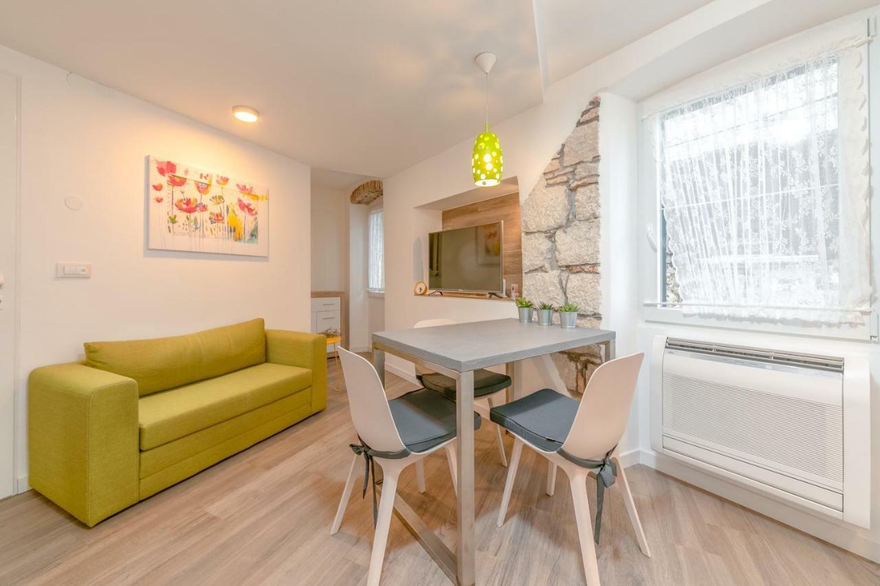 רוביני Mariva Downtown Apartment With Free Parking מראה חיצוני תמונה