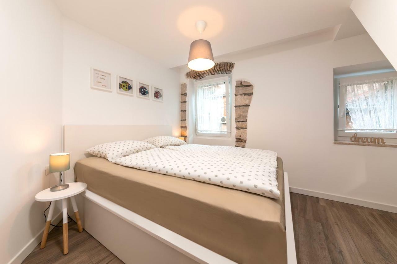 רוביני Mariva Downtown Apartment With Free Parking מראה חיצוני תמונה